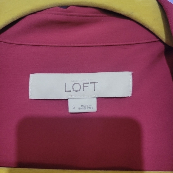 NWOT Women's Maroon Button Up Blouse Long Sleeve Size Small - Picture 4 of 11